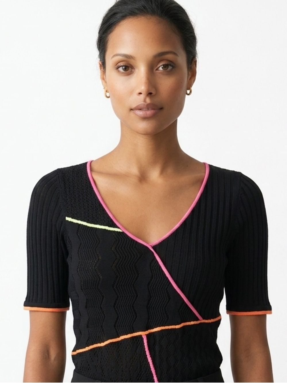 ESCADA | Black Knit Short Sleeve Top with Neon Accents Women’s Size S (IT 34)